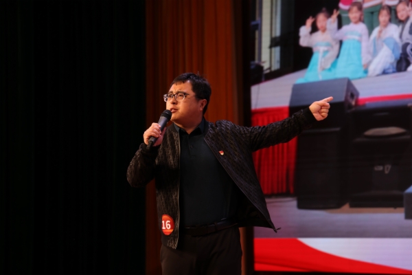刘俊2.jpg